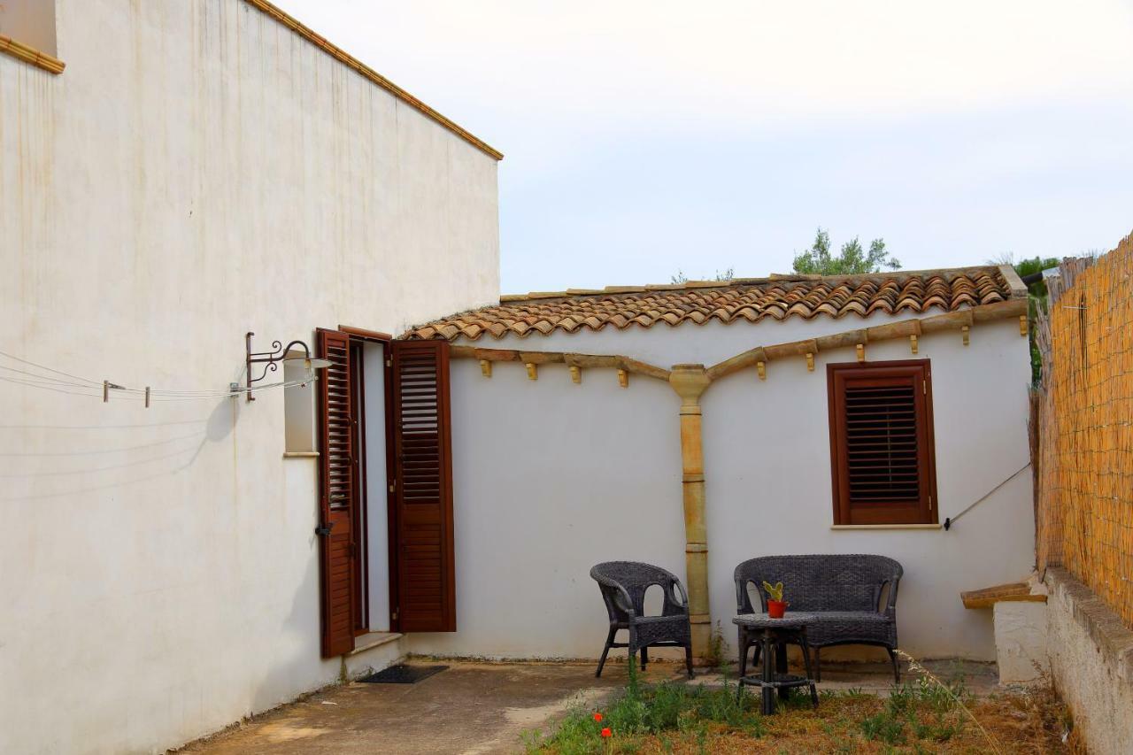 B&B Cloe'S Agrigento Exterior photo